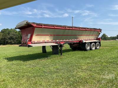 Trail King OLB332NG Trailer