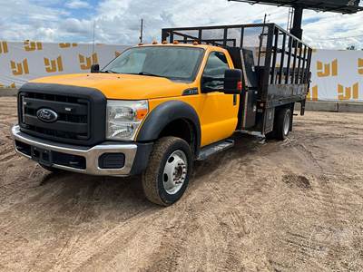 Ford F-550 XL Stake Bed Truck