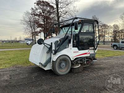 Elgin Pelican NP Sweeper Truck