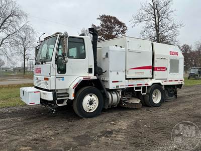 Sterling ELGIN ROAD WIZARD Sweeper Truck