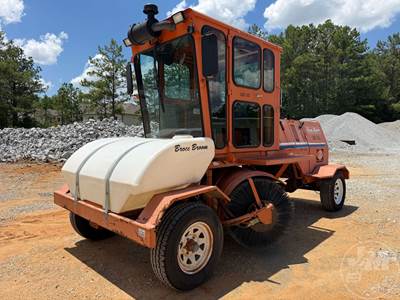 Broce RCT350 Sweeper