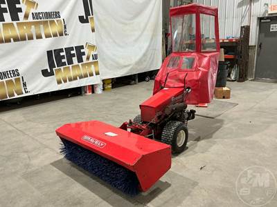 Gravely 985117 Sweeper