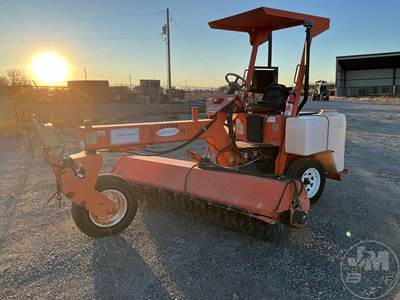 Lay-Mor MDI 8HC Sweeper