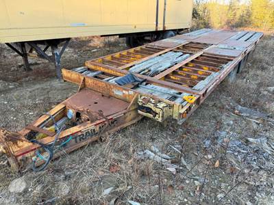 Trail King T40LP-2600 Tag Trailer
