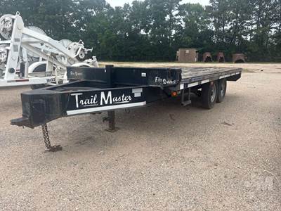 Trail Master Tag Trailer