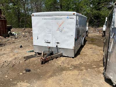 Wells Cargo RF8202 Tag Trailer