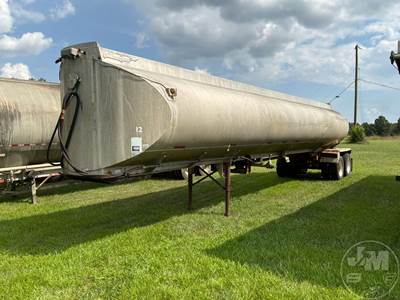 Great Dane Tank Trailer