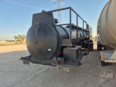 WORLEY WELDING WORKS 4100 GALLON T/A Tank Trailer