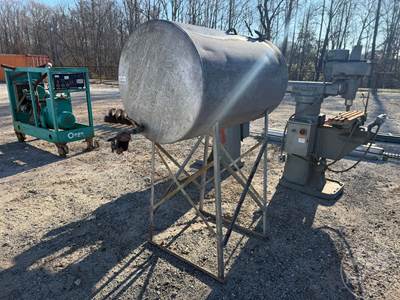 Tank, Â Tank W/ Stand