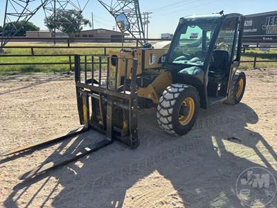 Caterpillar TH255 Telehandler