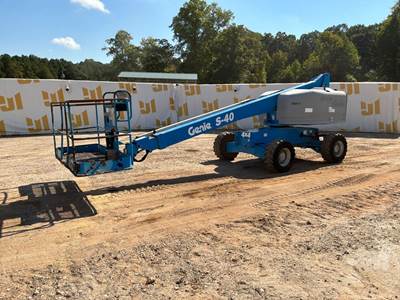 Genie S-40 Telescopic Boom Lift