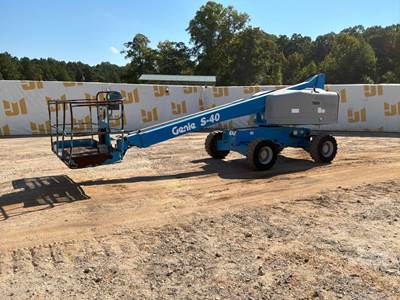 Genie S-40 Telescopic Boom Lift