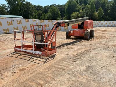 JLG 680SJ Telescopic Boom Lift