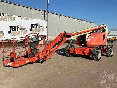 600AJ Telescopic Boom Lift