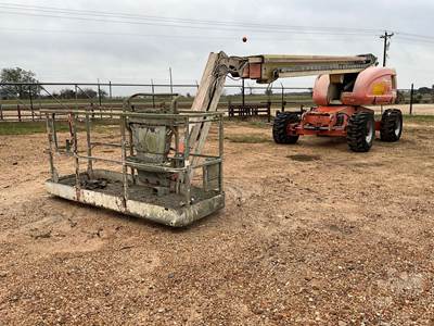 660SJ Telescopic Boom Lift