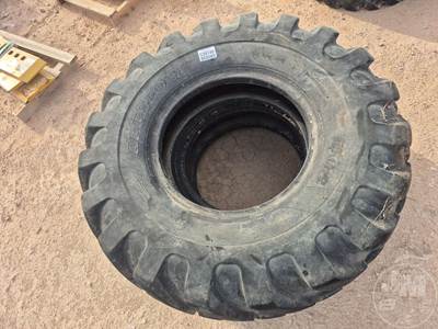 DEESTONE Tire