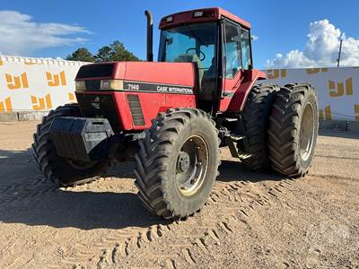 Case 7140 Tractor