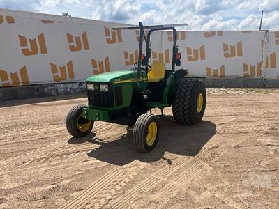 John Deere 5105 Tractor