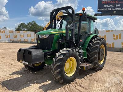 John Deere 6105E Tractor
