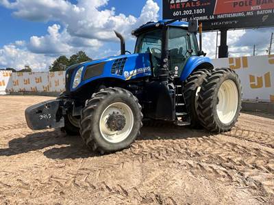 New Holland T8.320 Tractor