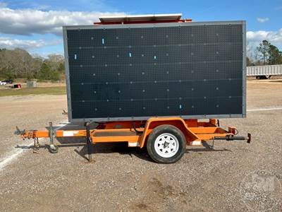 Addco Traffic Control / Arrow / Message Board