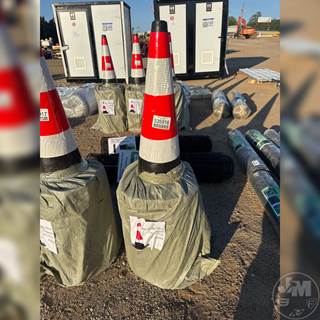 (20) TRAFFIC CONES FLUORESCENT Traffic Control / Arrow / Message Board