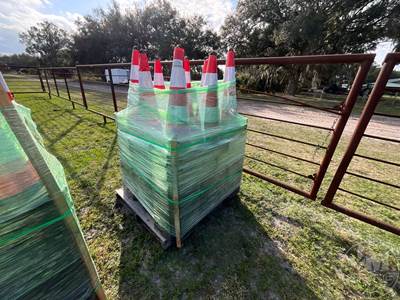 Unused Pallet Of Approx. 250 Safety Cones, Â