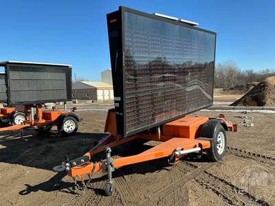 VER-MAC PCMS-1210 Traffic Control / Arrow / Message Board