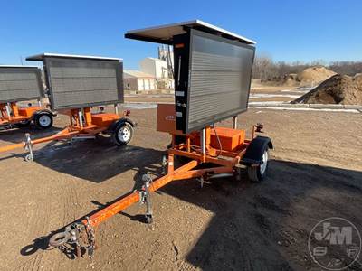 VER-MAC PCMS-548 Traffic Control / Arrow / Message Board