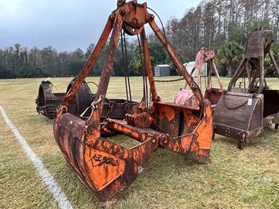 EACO Truck-Mounted Boom / Crane