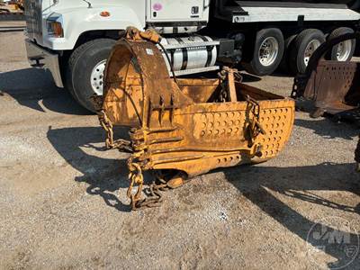 Hendrix Truck-Mounted Boom / Crane