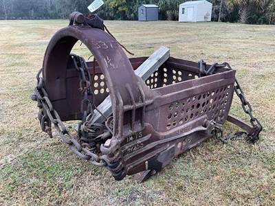 Hendrix SP114R Truck-Mounted Boom / Crane