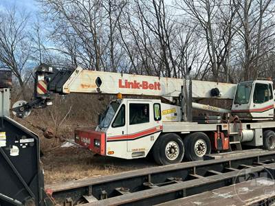 Link-Belt Truck-Mounted Boom / Crane