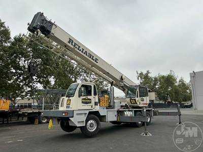 Terex Truck-Mounted Boom / Crane