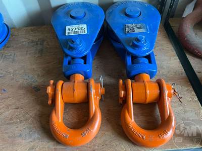 Snatch Block, QTY (2) Snatch Block With Swivel Hook 15 Ton