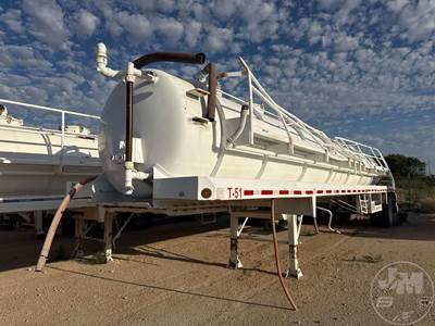 Dragon 256C227 Vacuum Truck