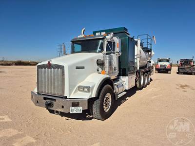 Kenworth T800 Vacuum Truck