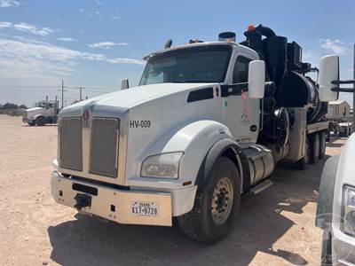 Kenworth T880 Vacuum Truck