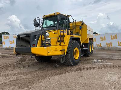Komatsu HM400-5 ARTICULATED Water Wagon
