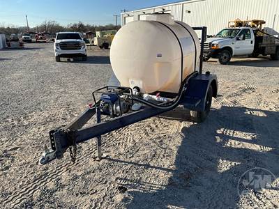 Water Wagon, 500 Gallons, Front Spray, Duro Gas Pump, 2 5/16" Hitch, Tires
