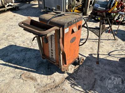 Airco 2MCM-1 Welding Machine