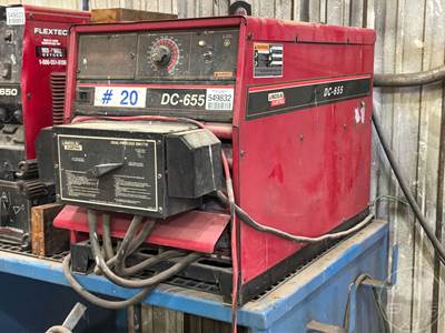 Lincoln DC-655 Welding Machine