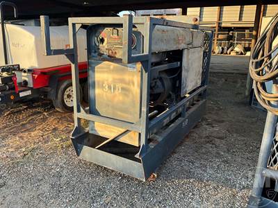 Lincoln SHIELD ARC SAE-400 Welding Machine