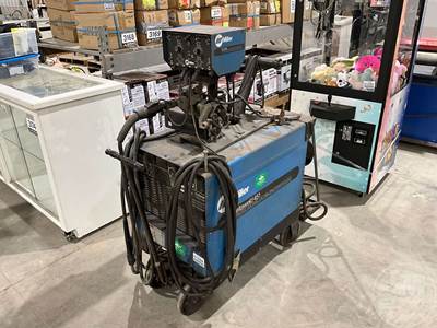 Miller DELTAWELD 451 Welding Machine
