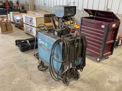 Miller DELTAWELD 451 Welding Machine