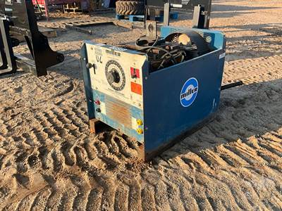 Miller DIALARC 250-AC/DC Welding Machine