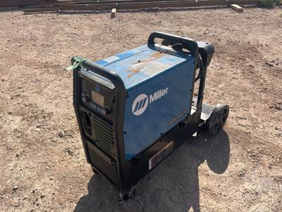 Miller MULTIMATIC 235 Welding Machine