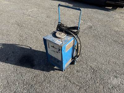 Miller THUNDERBOLT Welding Machine