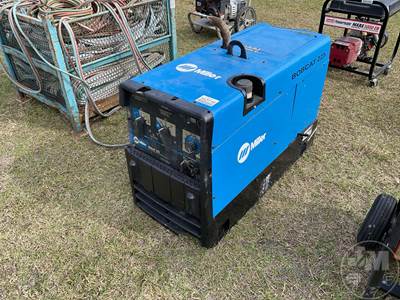 BOBCAT 225 Welding Machine