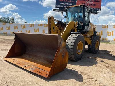 Caterpillar 938M Wheel Loader